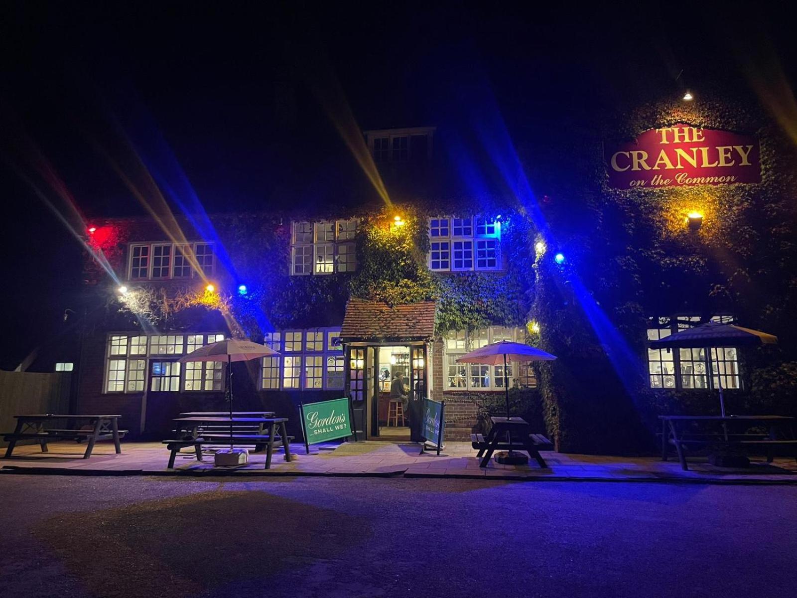 The Cranley Hotel Cranleigh Εξωτερικό φωτογραφία