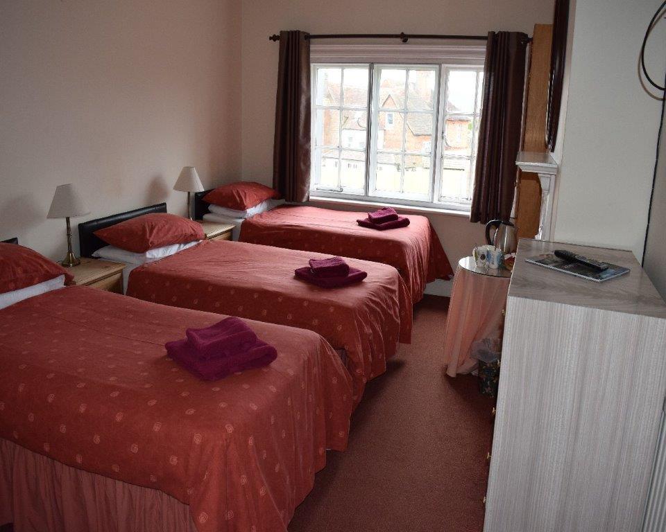 The Cranley Hotel Cranleigh Εξωτερικό φωτογραφία