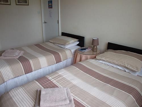 The Cranley Hotel Cranleigh Εξωτερικό φωτογραφία